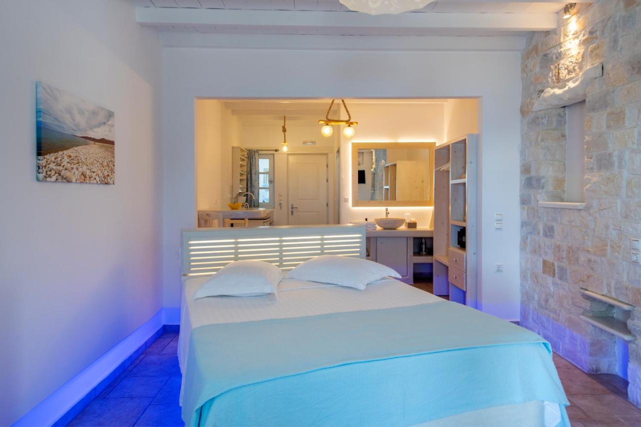 Akti Naoussa Paros Apartment Exterior photo